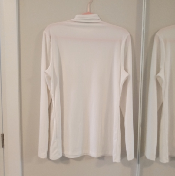 Halogen Funnel Neck Top - Picture 4 of 4